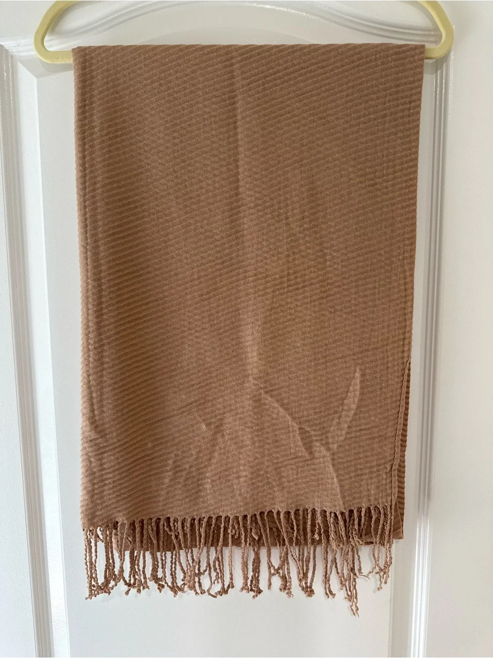 Lightweight Waffle-Texture Fringe Scarf in Camel Brown 84X28